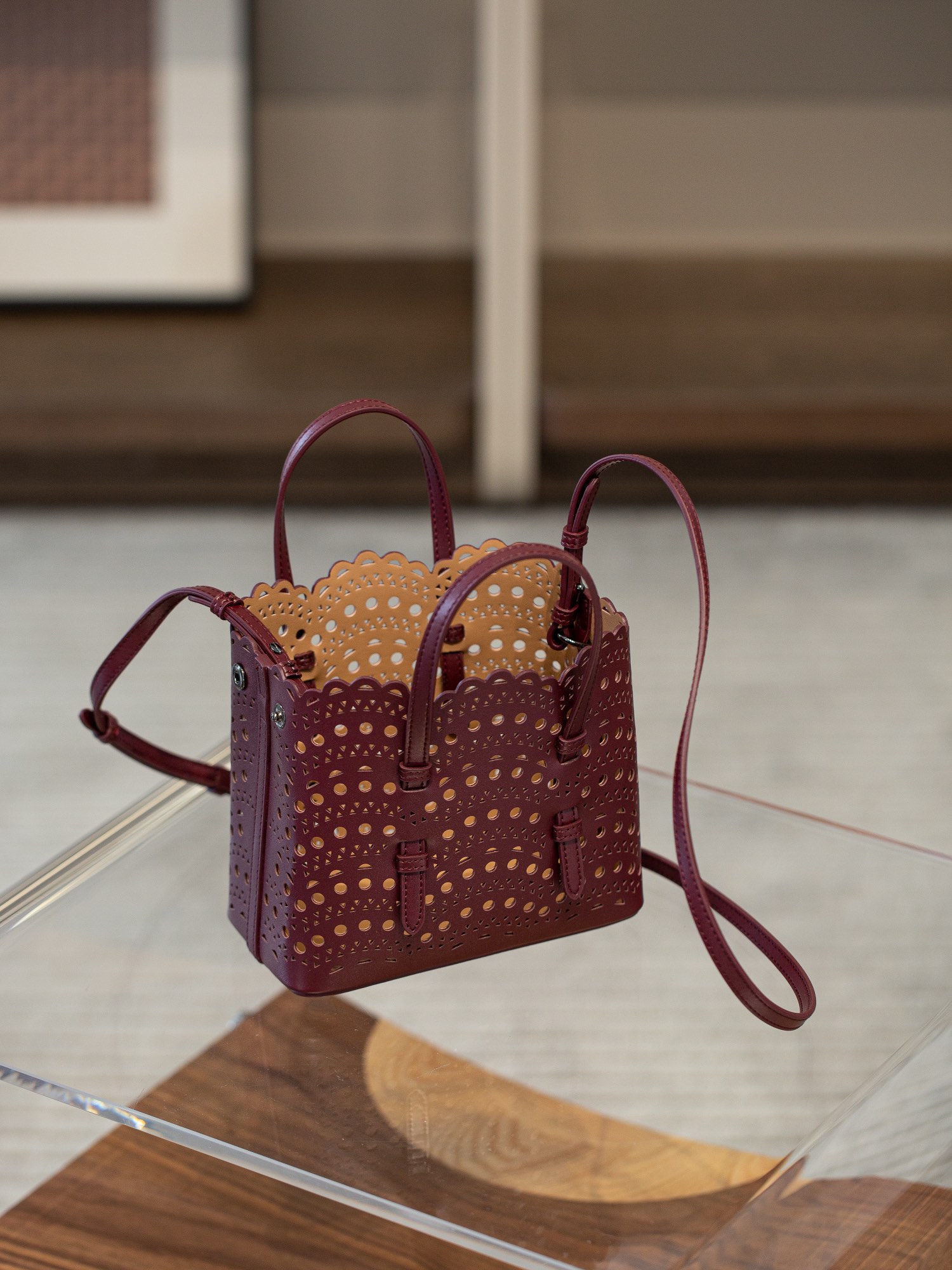 ブランドデザインの高級高品質牛革ショルダーハンドバッグ女性の - Women Bags Branded のレビューと価格